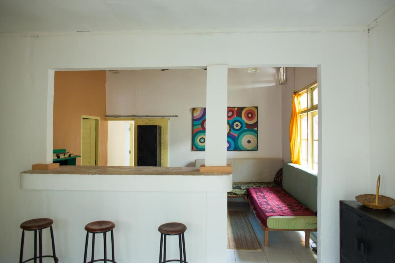 La Boheme Mini Vandrarhem Gili Trawangan Exteriör bild