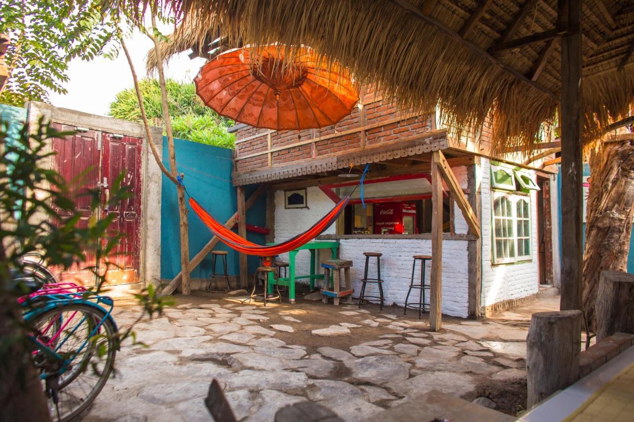 La Boheme Mini Vandrarhem Gili Trawangan Exteriör bild