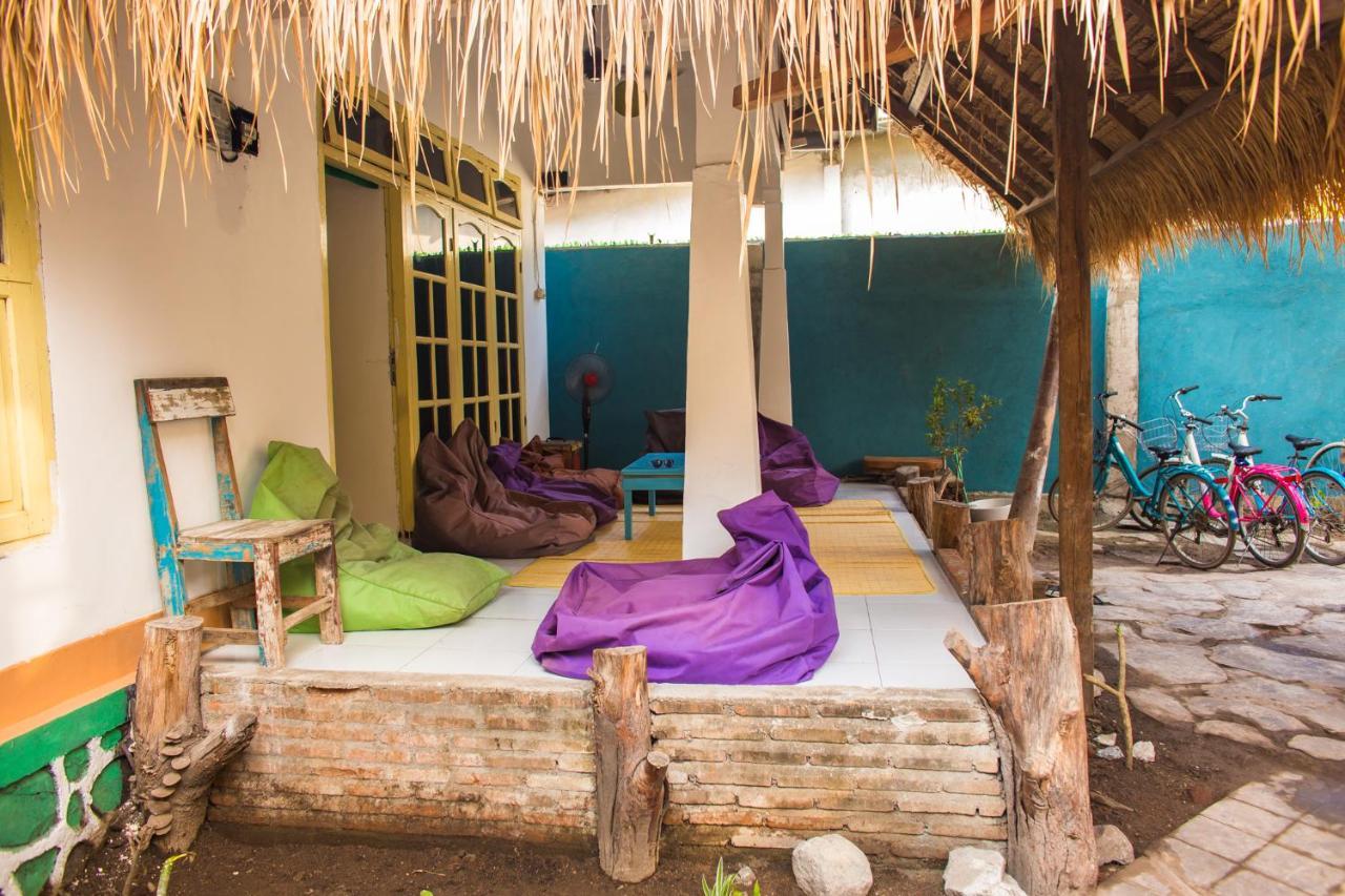 La Boheme Mini Vandrarhem Gili Trawangan Exteriör bild